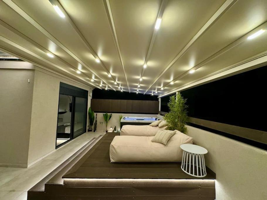 Bluemotion - Cityview Piraeus Buitenkant foto