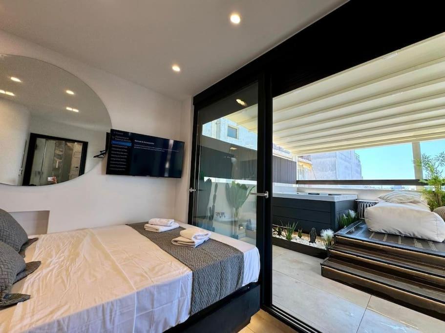 Bluemotion - Cityview Piraeus Buitenkant foto